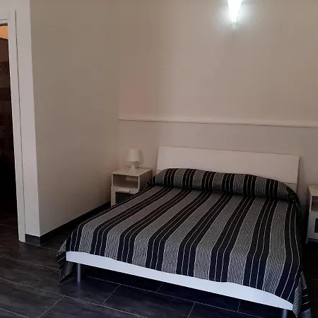 La Casa Di Lupin Guest house